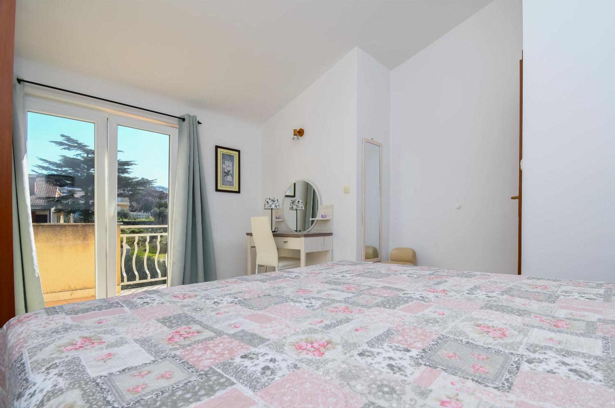 Apartments Biserka - 50 M From Beach تروغير المظهر الخارجي الصورة