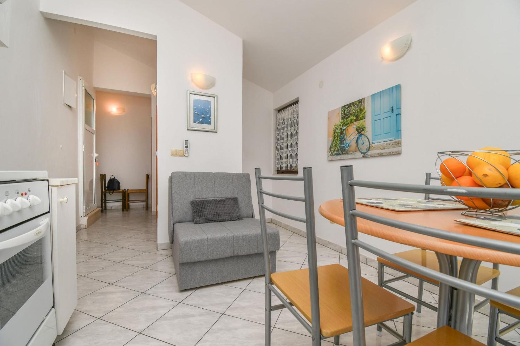 Apartments Biserka - 50 M From Beach تروغير المظهر الخارجي الصورة