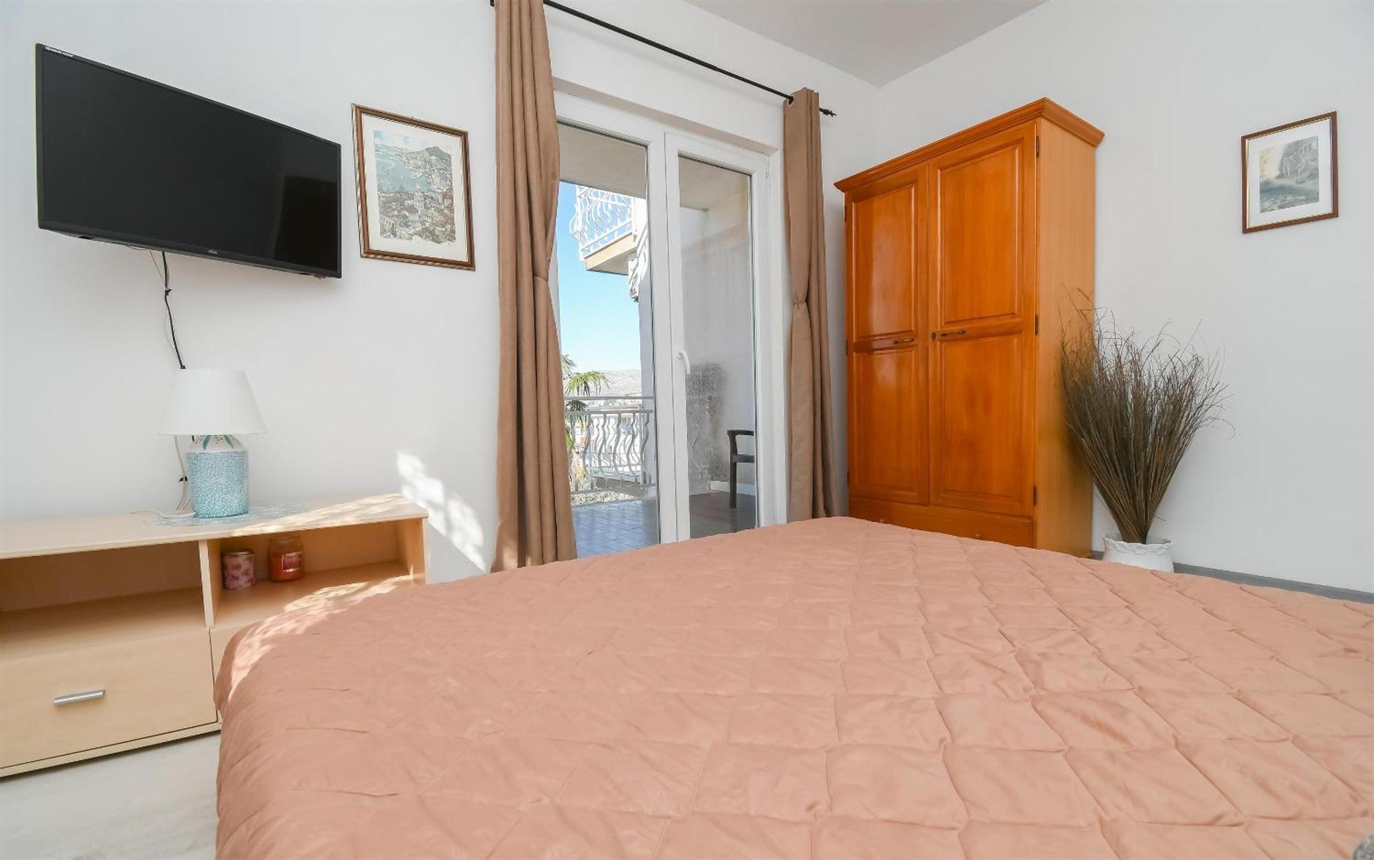 Apartments Biserka - 50 M From Beach تروغير المظهر الخارجي الصورة